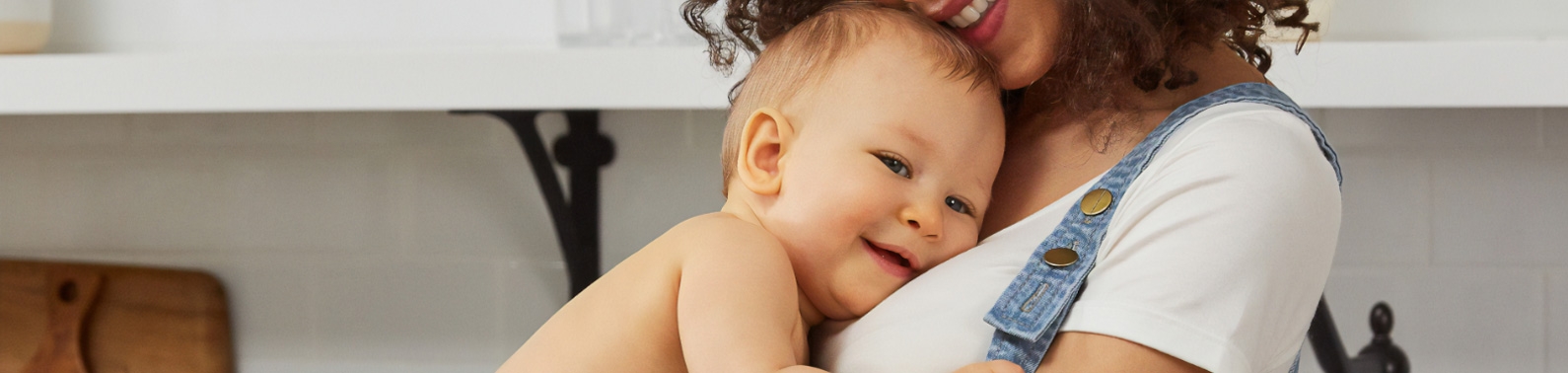 ¿Cómo limpiar mis mamaderas y tetinas BabyPlum? ¿Las debo esterilizar?